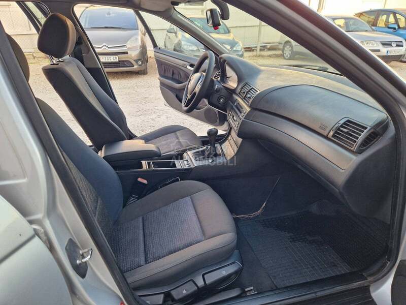 BMW 318 e46