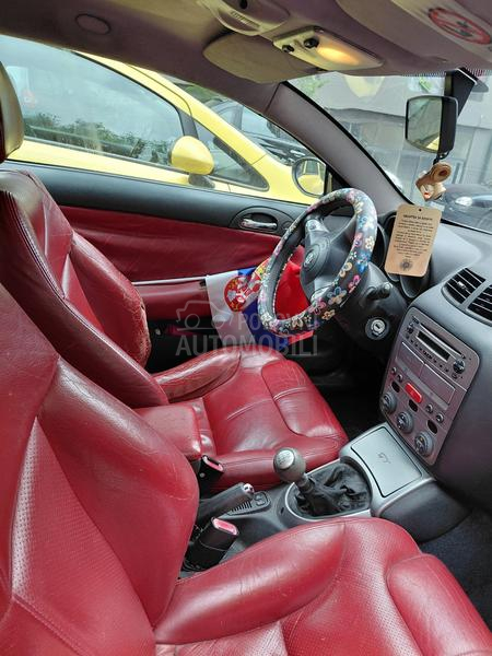 Alfa Romeo GT 1.9  JTD