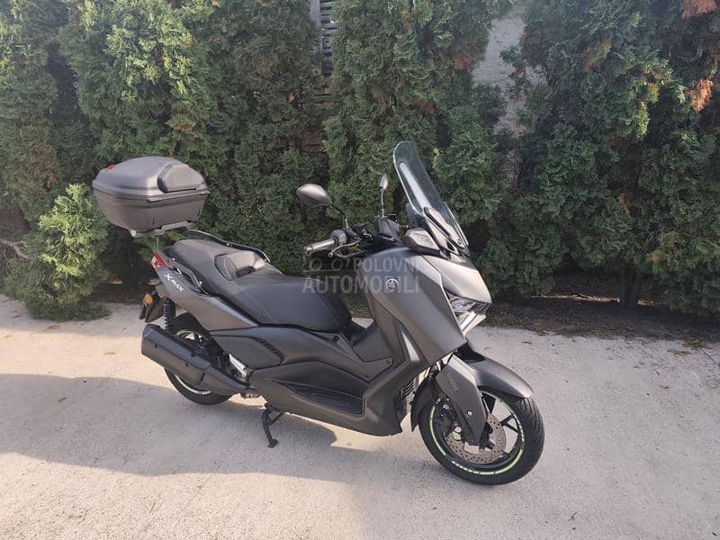 Yamaha X MAX