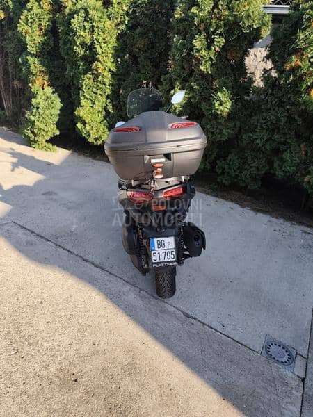 Yamaha X MAX