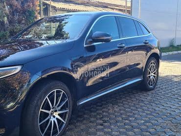 Mercedes Benz EQC 400 400