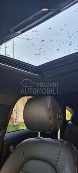 Mercedes Benz EQC 400 400