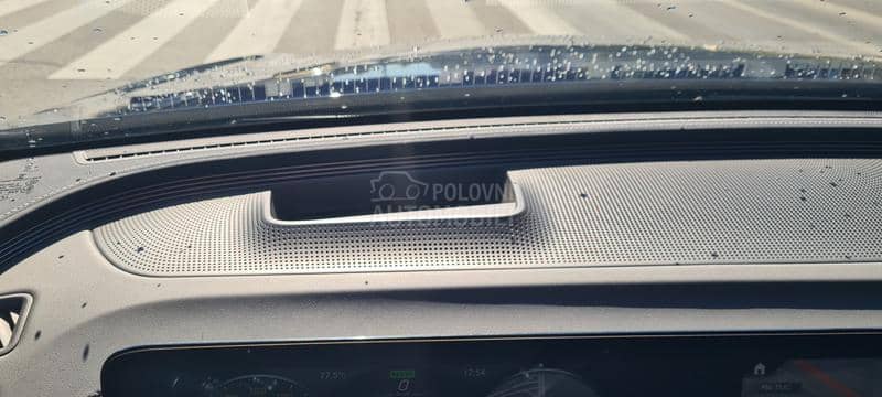 Mercedes Benz EQC 400 400