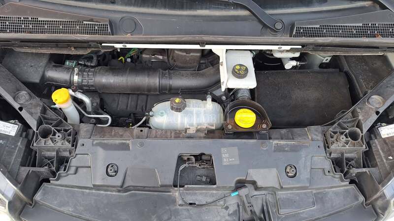 Renault Trafic 2.0 DCi NOV