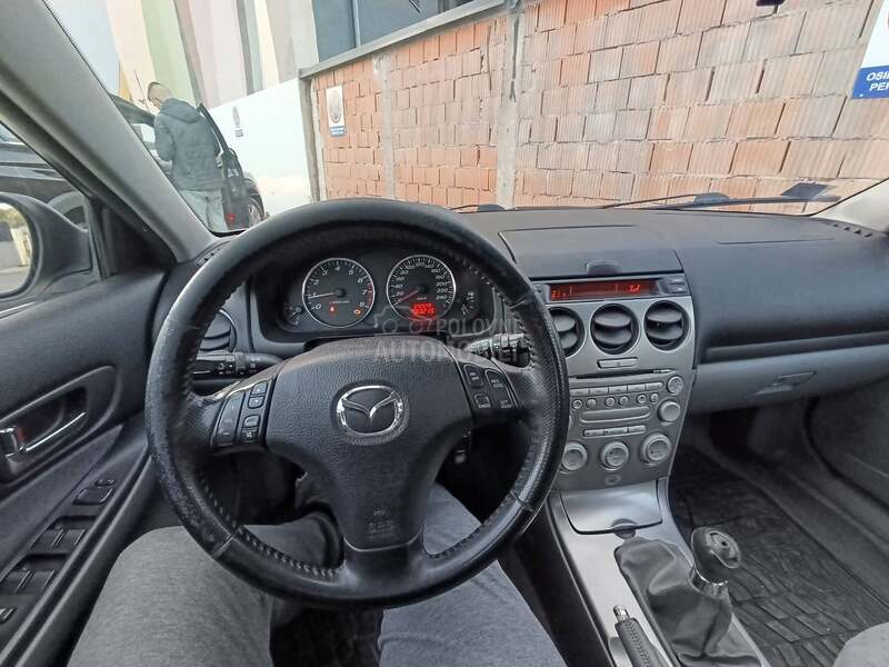 Mazda 6 