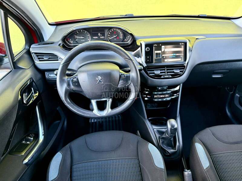 Peugeot 208 1.4d/FABRIČKO STANJE