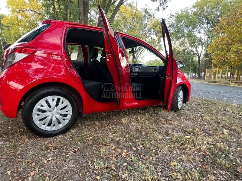Toyota Yaris 1.3 VVT-i