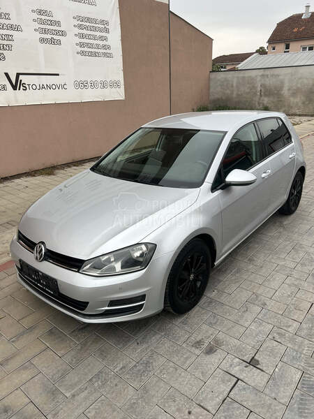 Volkswagen Golf 7 1.6 tdi Bluemotion