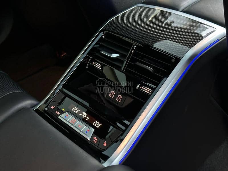 BMW 840 i xDrive/M paket