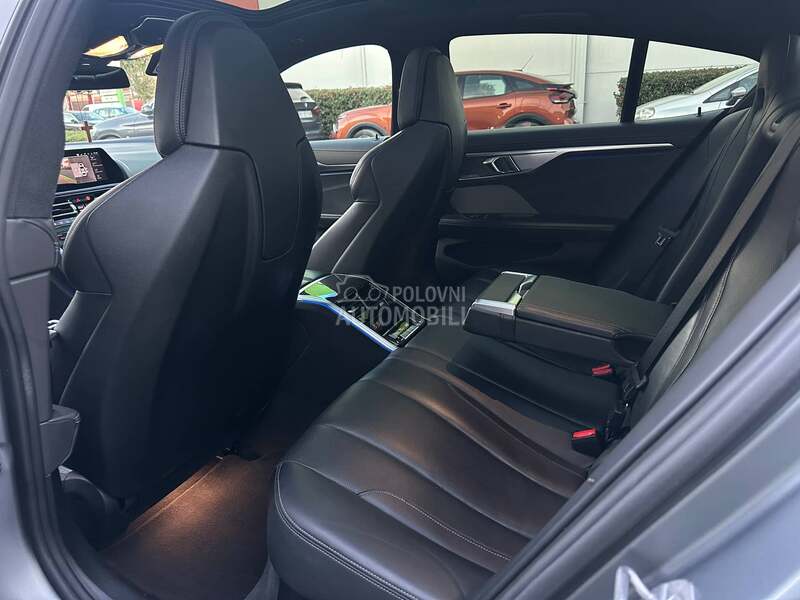 BMW 840 i xDrive/M paket