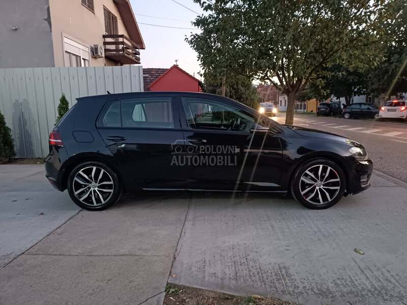 Volkswagen Golf 7 1.4 TSI