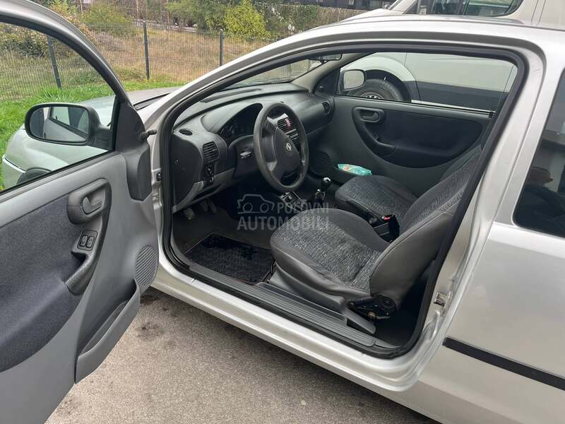 Opel Corsa C 1.7 DTI