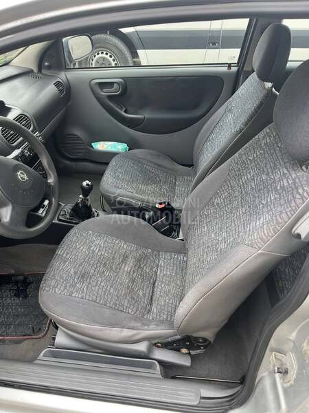 Opel Corsa C 1.7 DTI