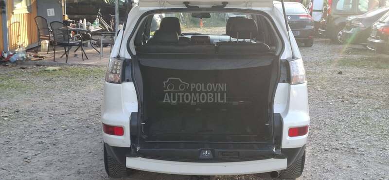 Mitsubishi Outlander 2.0 B AAUUTOMATIC