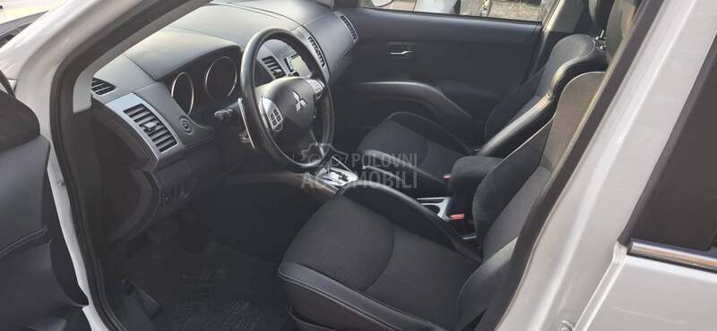 Mitsubishi Outlander 2.0 B AAUUTOMATIC