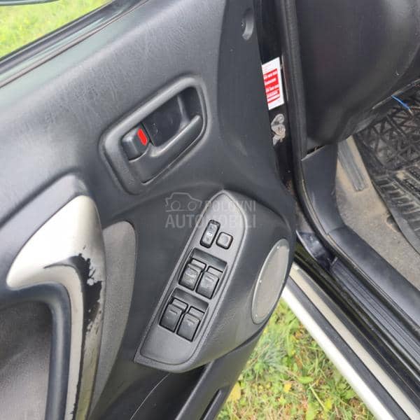 Toyota RAV 4 LIMITED/reg dugo