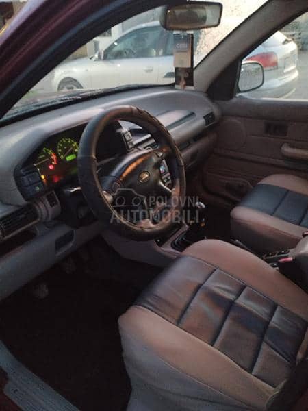 Land Rover Freelander 