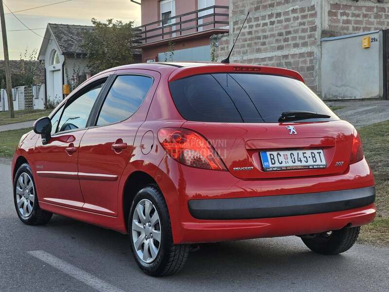 Peugeot 207 1.4