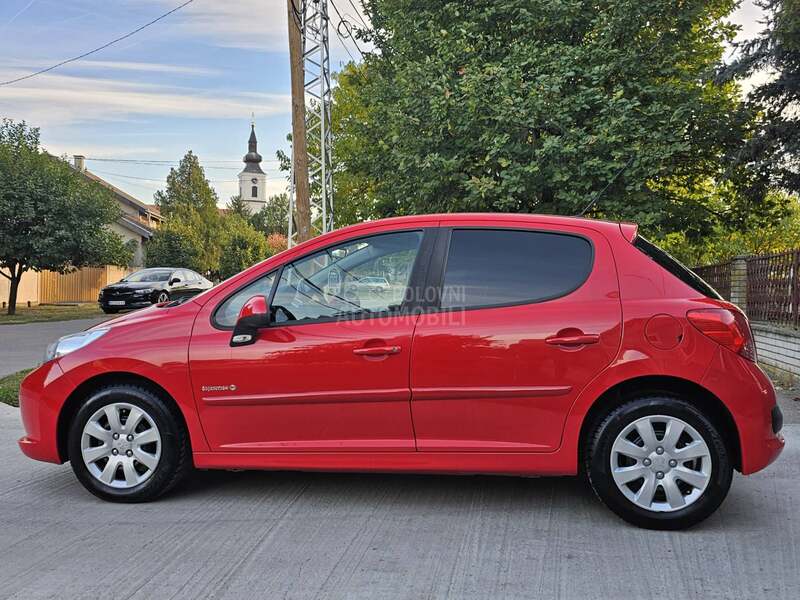 Peugeot 207 1.4