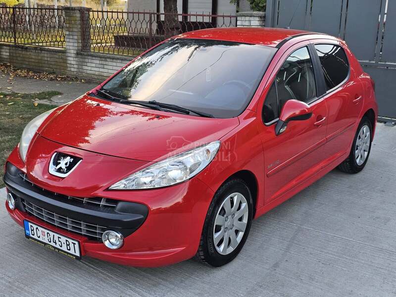 Peugeot 207 1.4