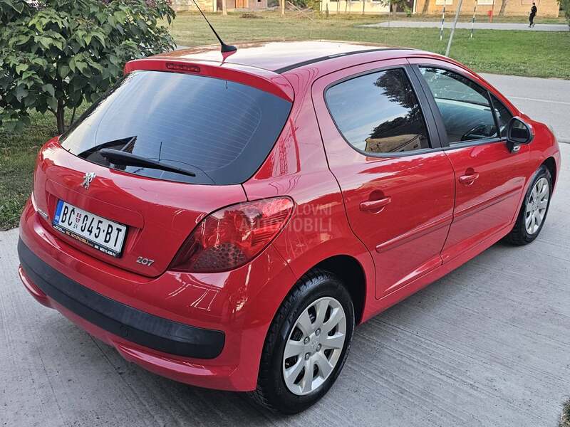 Peugeot 207 1.4
