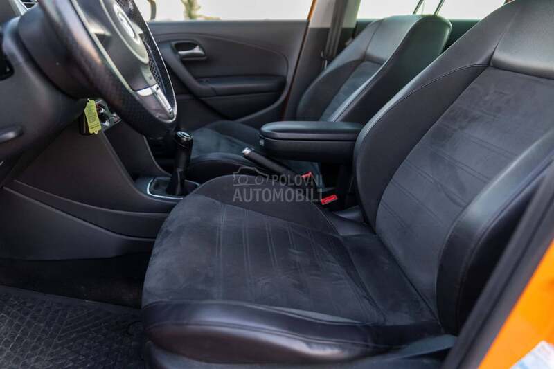 Volkswagen Polo 1.2TSI/CROSS