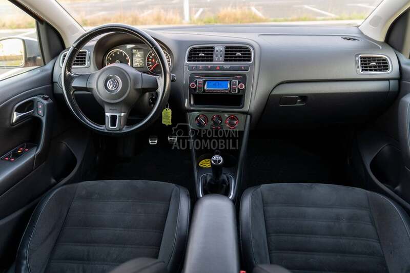Volkswagen Polo 1.2TSI/CROSS