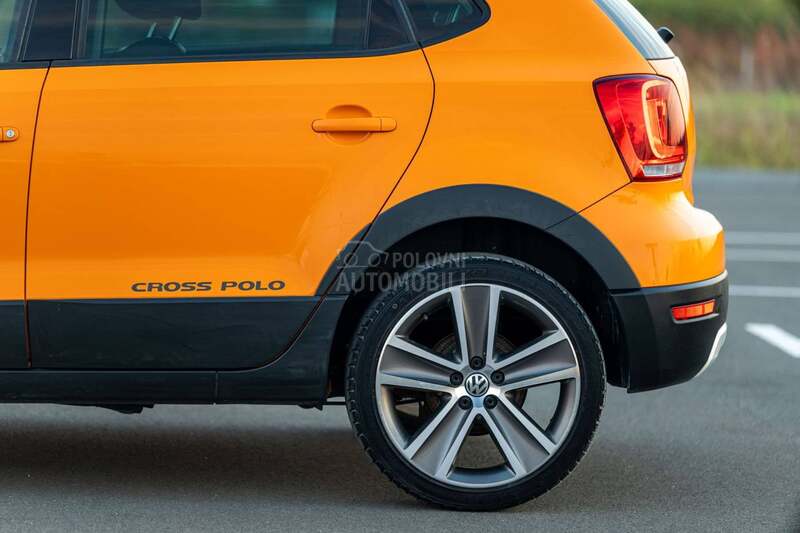 Volkswagen Polo 1.2TSI/CROSS