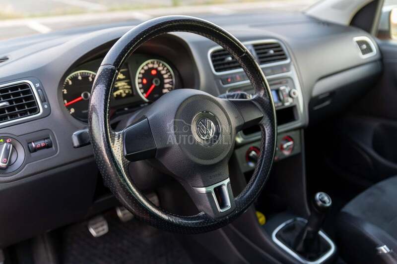 Volkswagen Polo 1.2TSI/CROSS