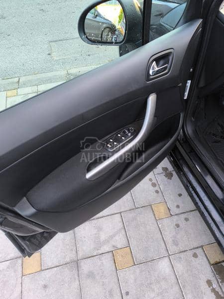 Peugeot 308 1.6 HDI