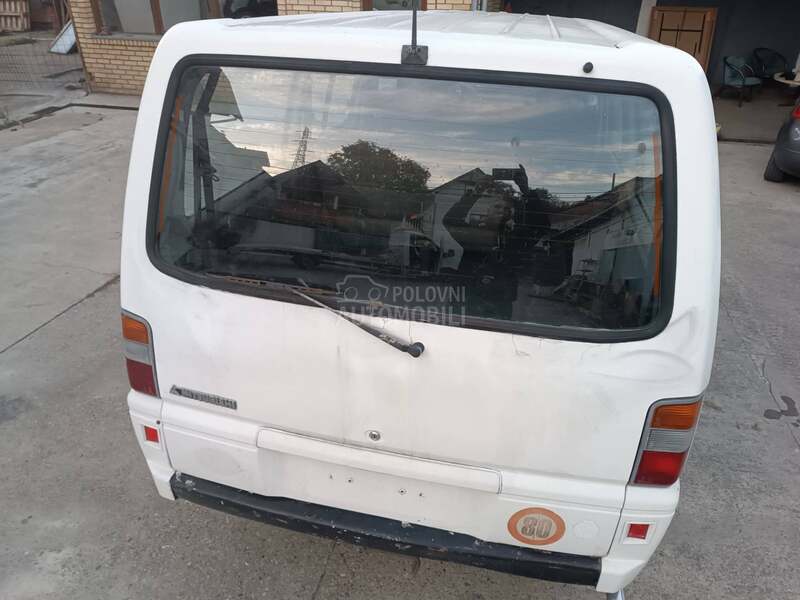 Mitsubishi L 300 