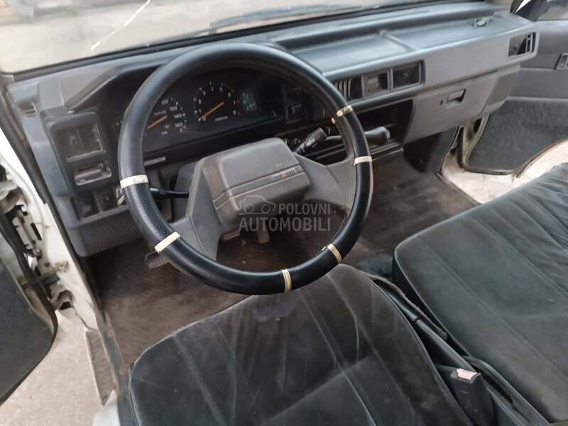 Mitsubishi L 300 