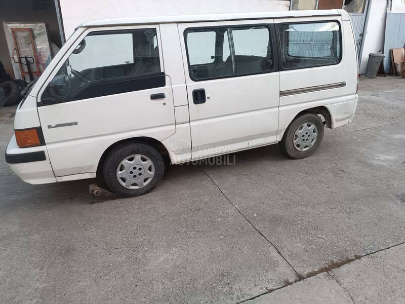 Mitsubishi L 300 
