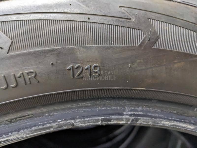 Goodyear 205/55 R17 Zimska