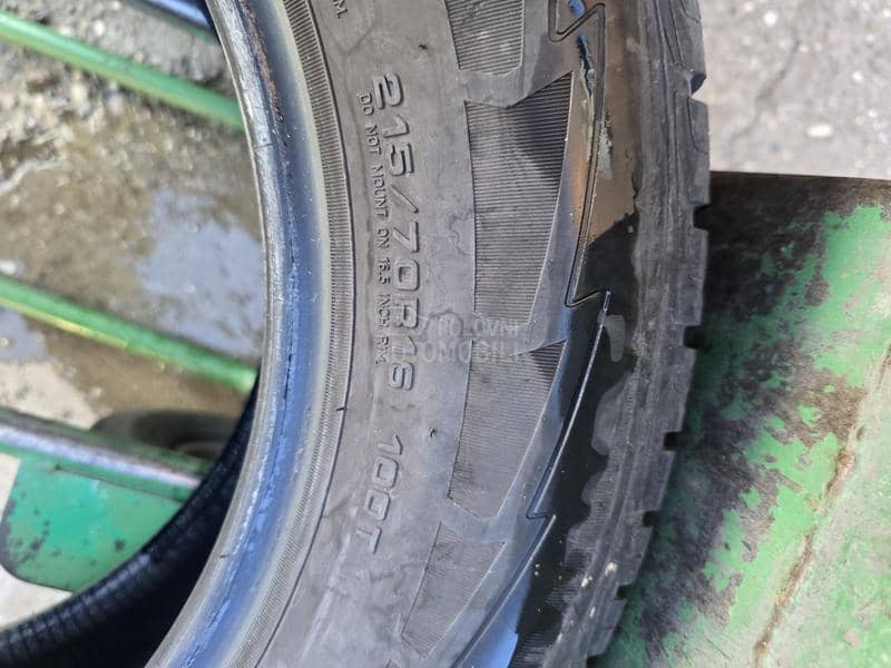Goodyear 215/70 R16 Zimska