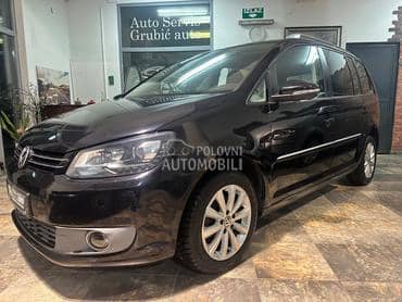 Volkswagen Touran HIGHLINE-PANO