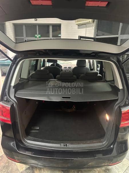 Volkswagen Touran HIGHLINE-PANO