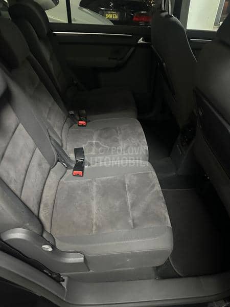 Volkswagen Touran HIGHLINE-PANO