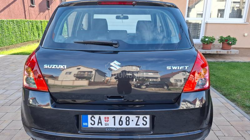 Suzuki Swift 1.3