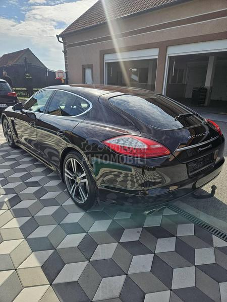 Porsche Panamera 4.8 v8