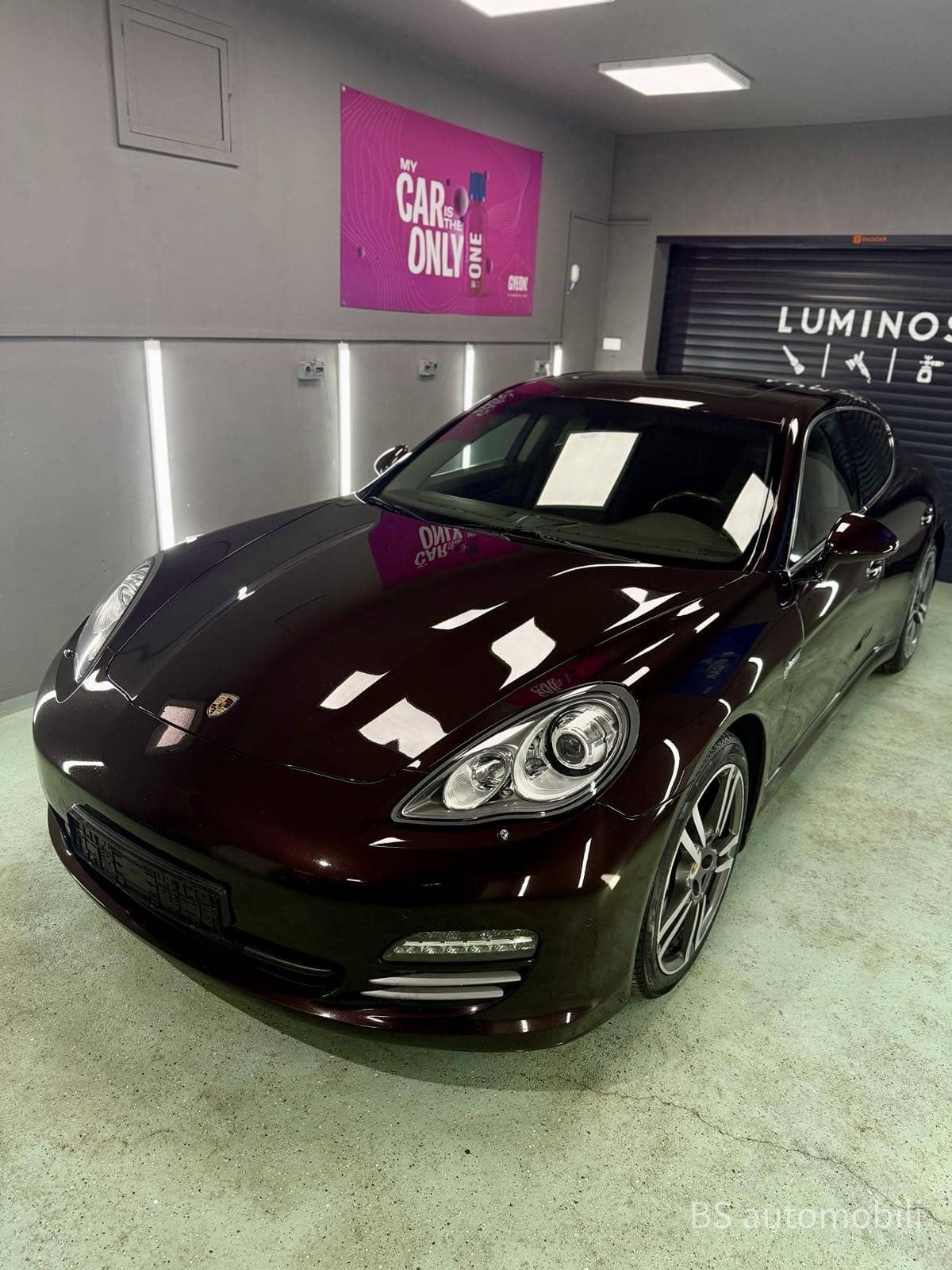 Porsche Panamera 4.8 v8