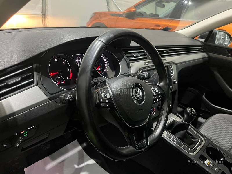 Volkswagen Passat B8 1.6tdi bluemotion