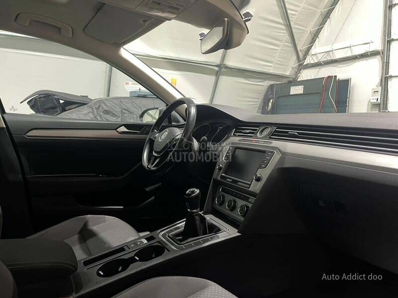 Volkswagen Passat B8 1.6tdi bluemotion
