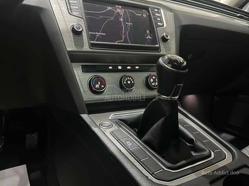 Volkswagen Passat B8 1.6tdi bluemotion