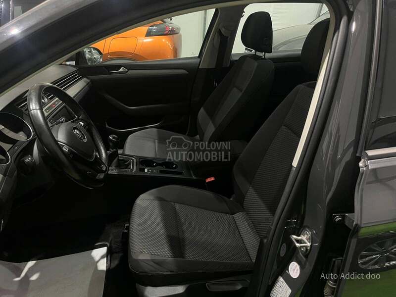 Volkswagen Passat B8 1.6tdi bluemotion