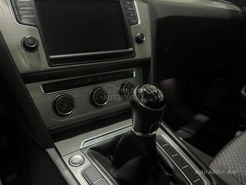 Volkswagen Passat B8 1.6tdi bluemotion