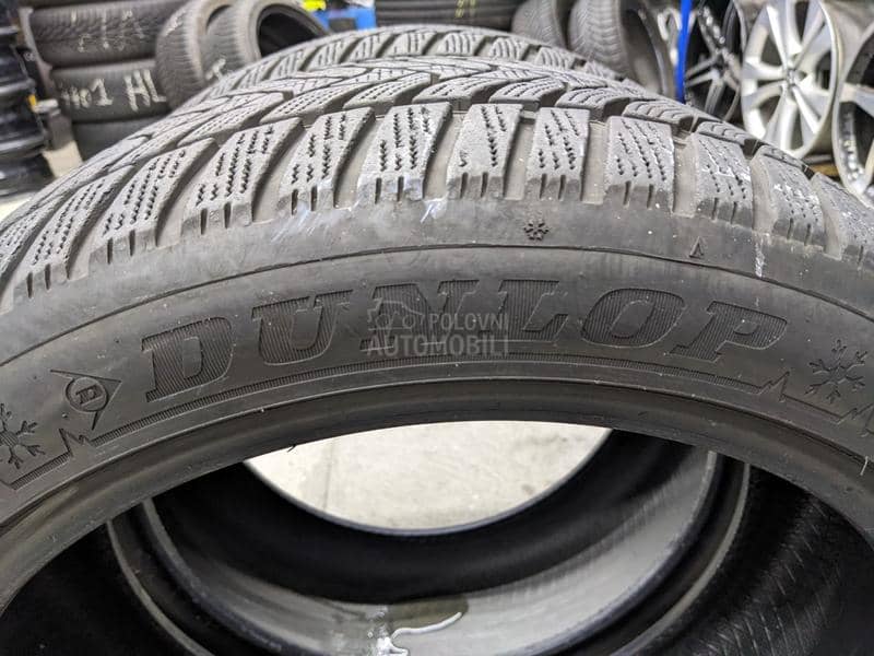Dunlop 225/45 R18 Zimska