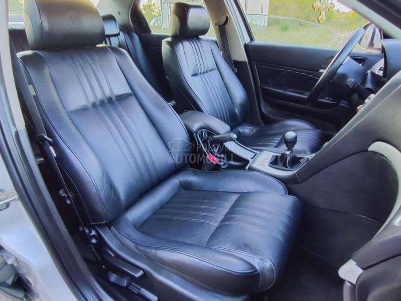 Alfa Romeo 159 1.9JTDm PERFECT Alfa Romeo 159 1.9JTDm PERFECT