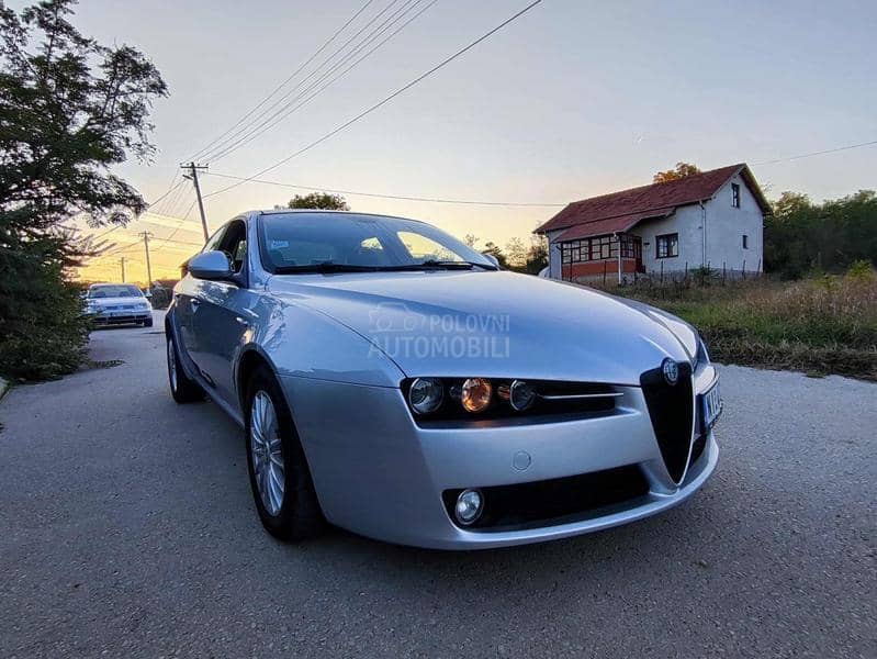 Alfa Romeo 159 1.9JTDm PERFECT Alfa Romeo 159 1.9JTDm PERFECT