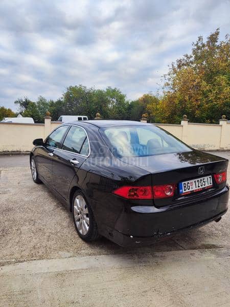 Honda Accord 2.0